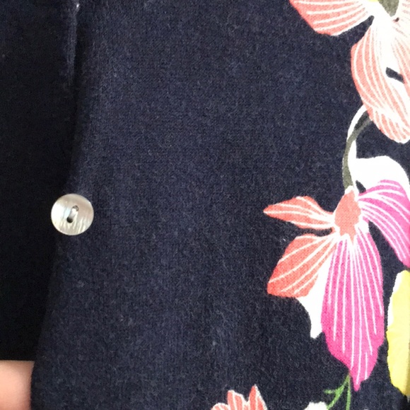 A New Day Target Brand Blue Floral Cardigan - Picture 5 of 6